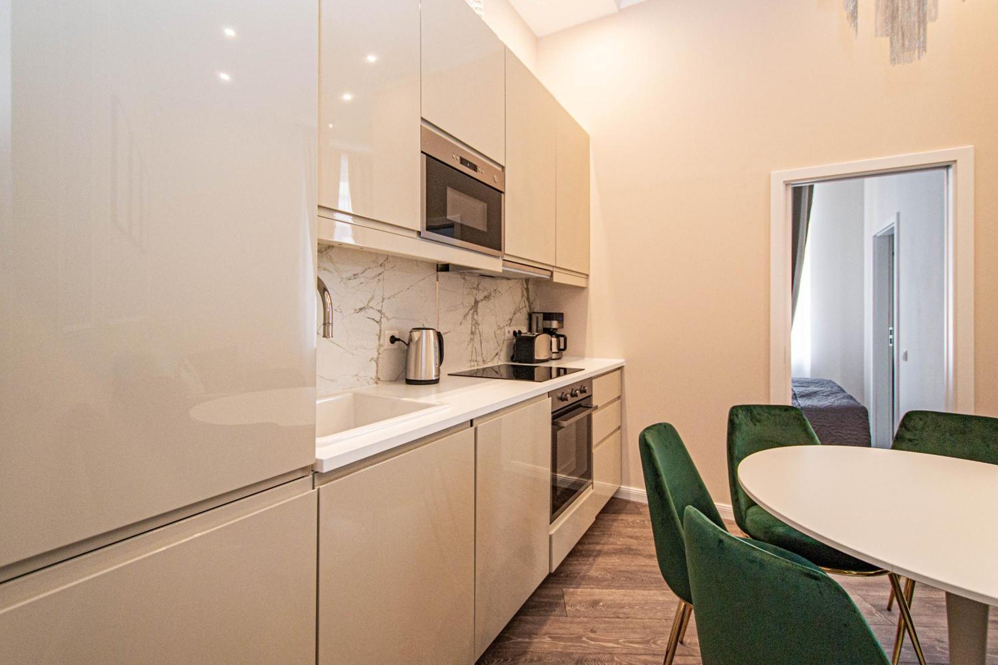 3bdr Elegance Deco Downtown Flat Lejlighed *