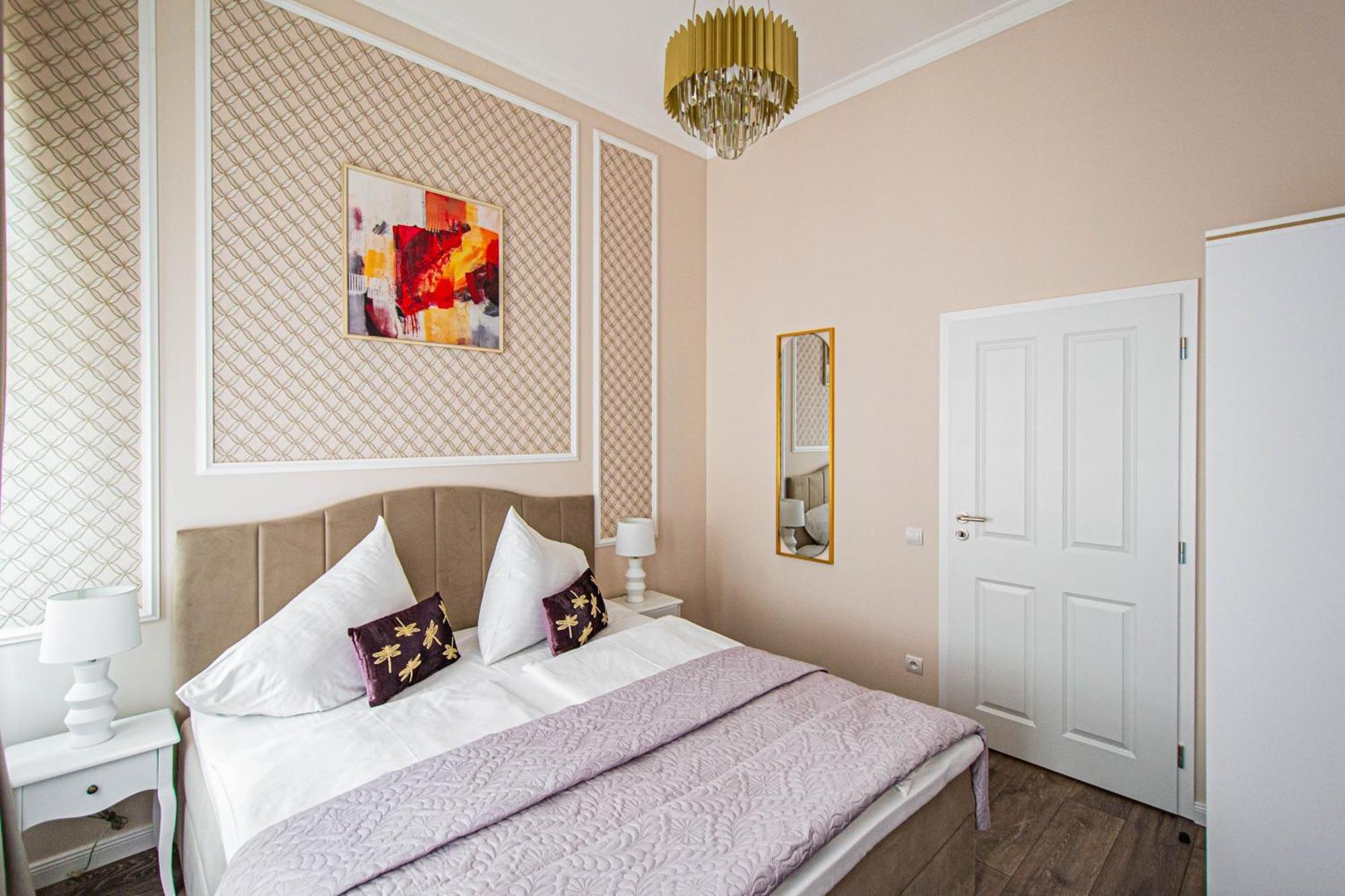 Lejlighed 3bdr Elegance Deco Downtown Flat *